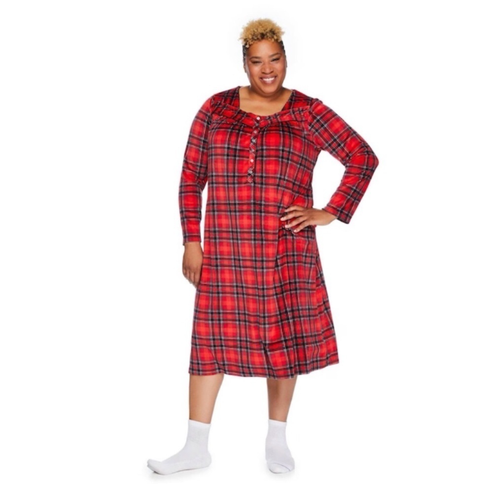 MASSIVE $10 SALE Soft Velour Red Plaid Holiday Festive Nightgown